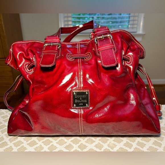 NWOT🌸Dooney & Bourke Red Slouchy Vintage “Chiara” Shoulder Bag - Picture 1 of 16